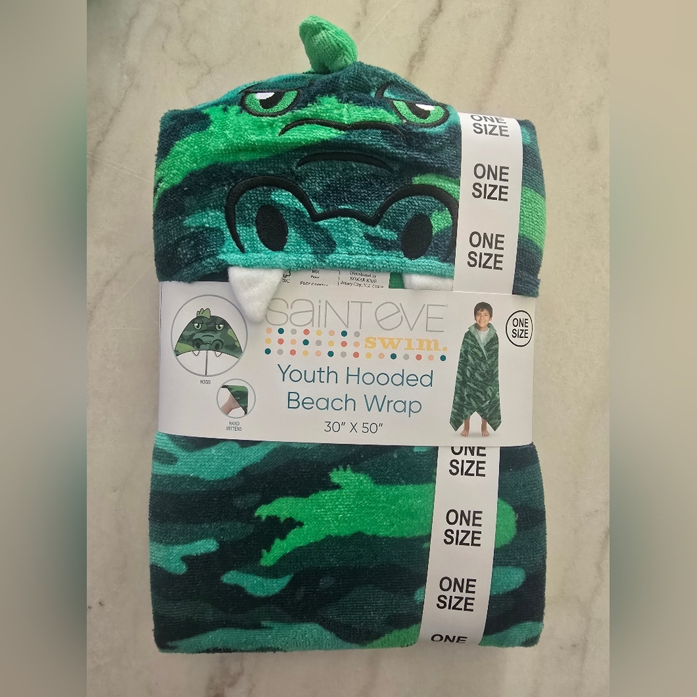 Saint Eve Youth Hooded Beach Wrap - Green and Black